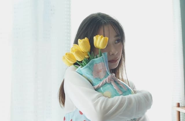 田鍋梨々花が21歳の誕生日を迎えたことを報告「沢山のお祝いありがとうございます」