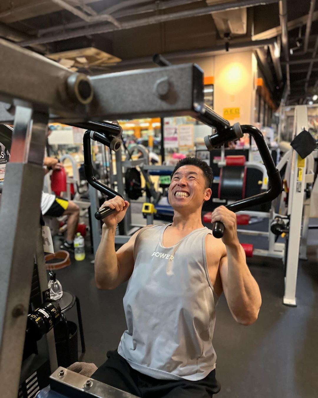 なかやまきんに君が筋トレの様子を公開「仕上がってますね」