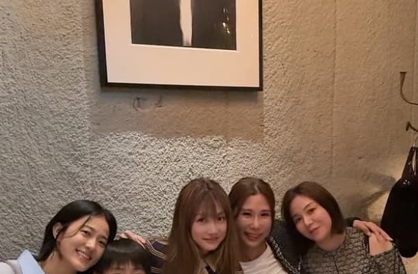 「一緒にお祝い出来て嬉しかった」ヨンアがシェアした上質なバースデーナイトが話題に！