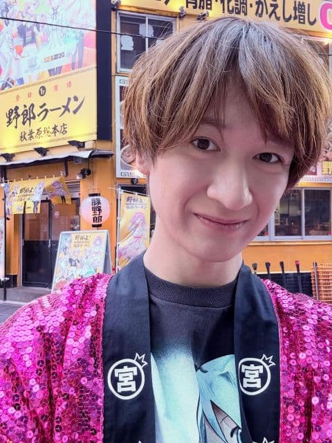 Kis-My-Ft2・宮田俊哉、TikTokの撮影で秋葉原へ！目立ちすぎるヲタクコーデ披露？！