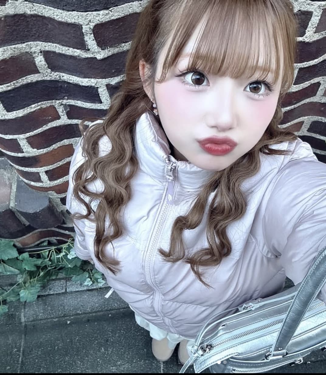 今話題のタレント辻希空！ずっと欲しかったピンクのダウンを披露！