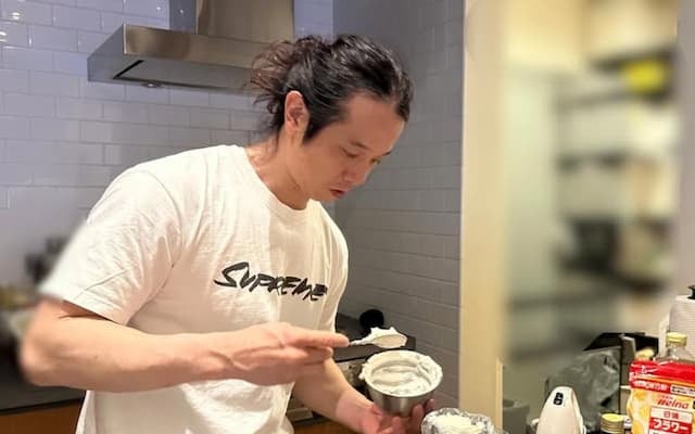 庄司智春、ホワイトデーに手作りクレープ！ ミキティも「愛すべきマッチョ」と大喜び