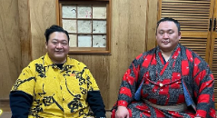 豊ノ島、大相撲界の“鉄人”玉鷲関との熱対談を公開！「握手の威力がマジで痛かった」