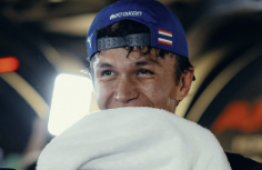 「サウジの熱気で“料理中”!？」アレックス・アルボン、ダブル入賞に笑顔炸裂「最高のチームワークだった！」