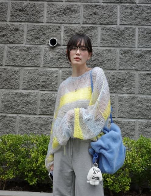 「かわゆいオシャレ女子♡」本田翼が肌見せニットファッションを公開！