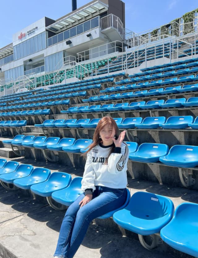 「ただいま！川崎球場」元女子プロレスラー・工藤めぐみが最新ショットを披露