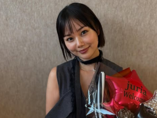 「最高に綺麗」元プロレスラーの美女空手家、