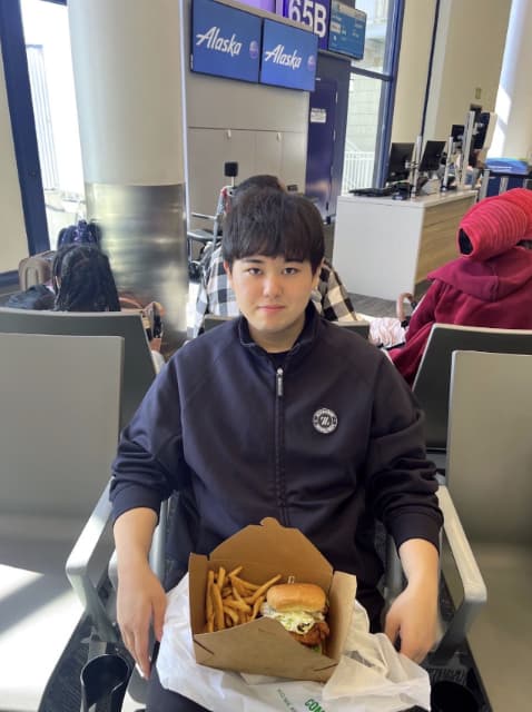 「もうちょいでベガスや」プロゲーマー・ひぐちがラスベガスに向かって渡航中