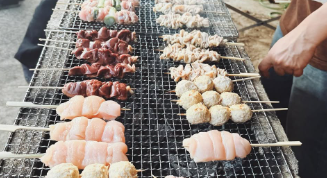 タサン志麻、古民家での焼き鳥パーティーを報告「結局ほとんど食べてしまいました」