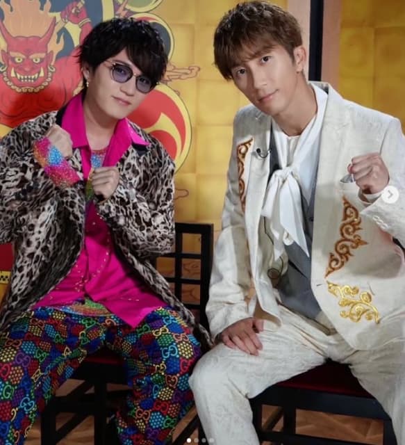 WEST.  神山智洋 濵田崇裕との2ショットを披露！ド派手だと話題に！