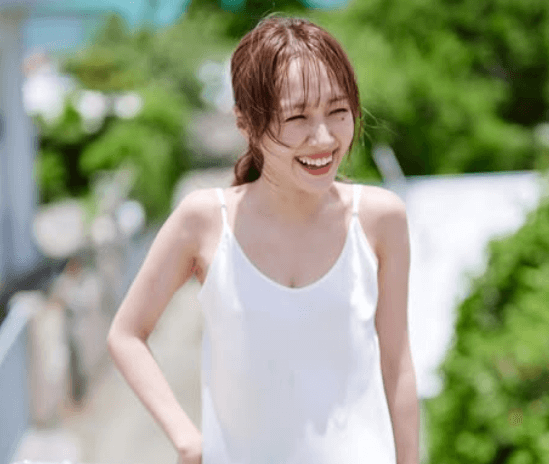 「お顔もスタイルも理想すぎ」人気モデル・前田希美、”ファンサ精神・MAXショット”にファンガッツポーズ「オフショで1冊作れるんじゃないか」