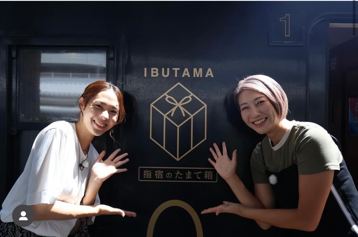 迫田さおり　狩野舞子と一緒に旅ロケ！！仲睦まじいツーショットを公開