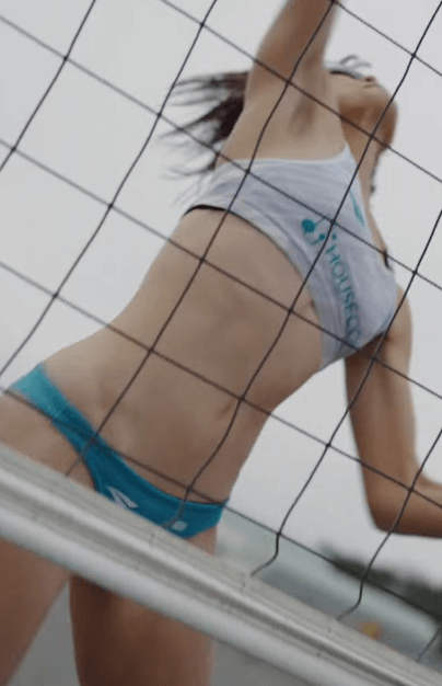 美女ビーチバレー選手、念願のプロモーションビデオ完成！砂浜の美しき”マリン・ヴィーナス姿”にファン感激！