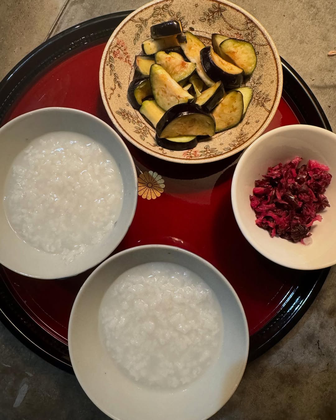 食事が豪華に！？桃井かおりが冷凍庫から〇〇を発見！