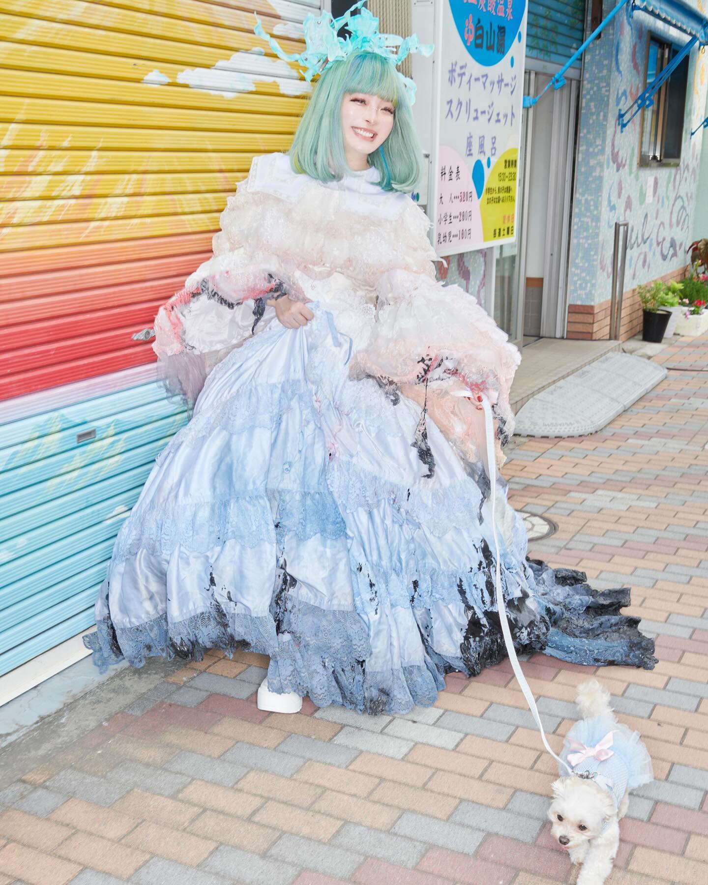 「メチャメチャ目立ちますね(笑)」きゃりーぱみゅぱみゅの