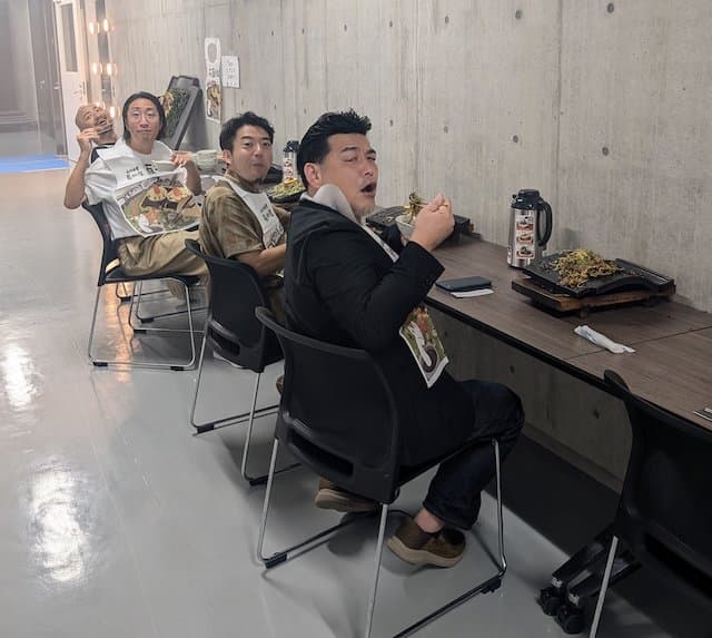 やす子、豪華芸人たちと仲の良さが伝わる写真を公開