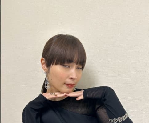 広瀬アリスがR-1グランプリ2025への出演を報告！変顔ショットでアピール