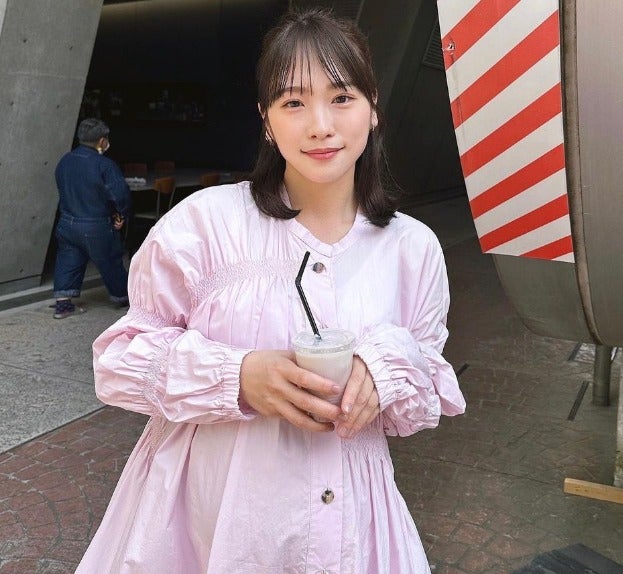 妊娠中の川栄李奈 最新ショットに「お腹目立ってきましたね！」の声👀
