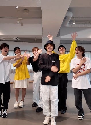 久しぶりのコラボにファン歓喜！「何回でも見れますいいね1回じゃ足りないですみんな可愛いです」