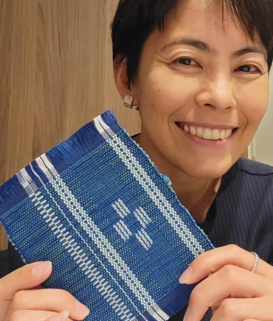 トライアスロン・上田藍、石垣島の思い出を形に「ミンサー織りコースターが届きました！」