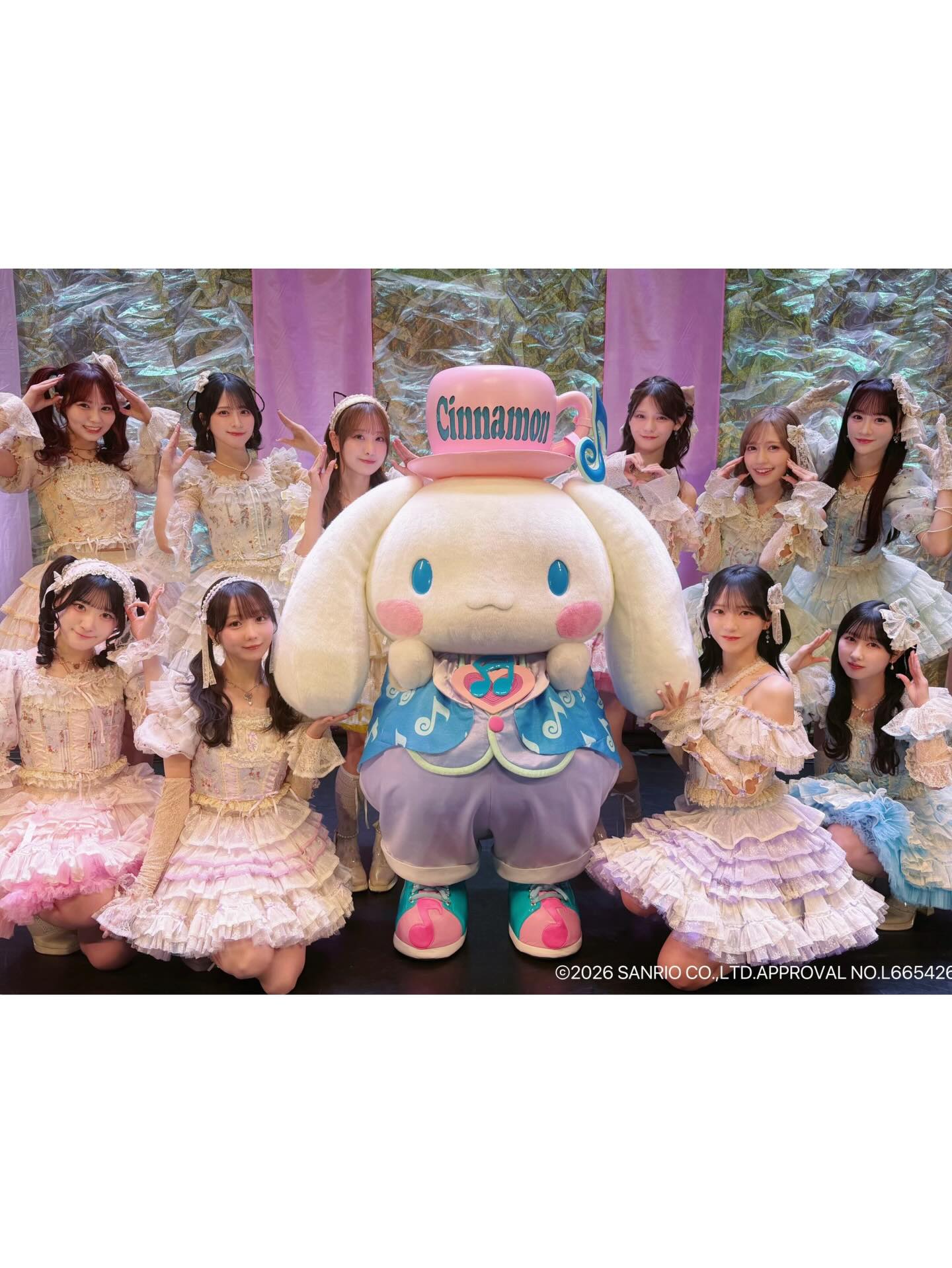 「可愛すぎました。」瀧脇笙古の猫耳ショットにファン悶絶