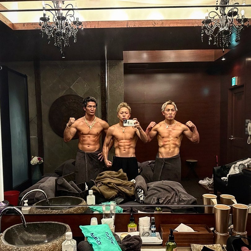 武尊 岩盤浴後の「バキバキ3ショット」公開 肉体美に「うっとりしちゃう」の声