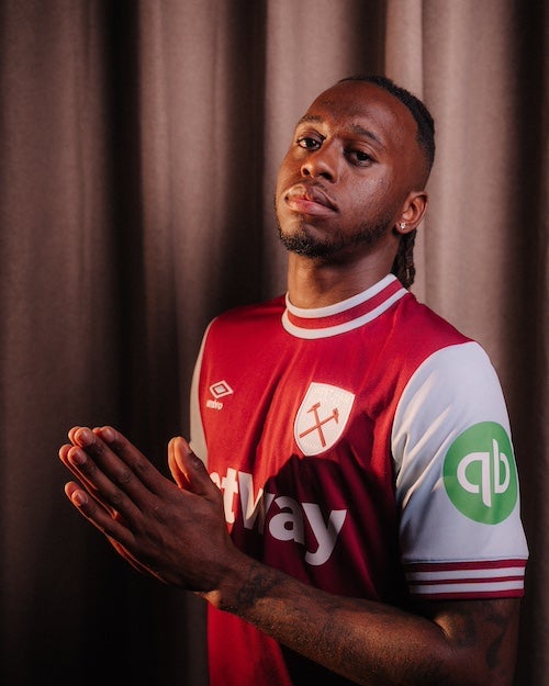 ウェストハムがマンUの右SBを約28億円で獲得！