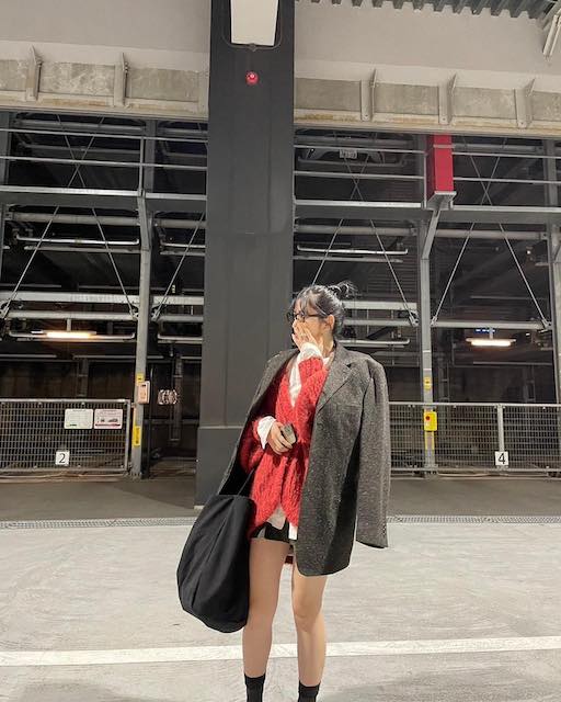 鈴木愛理「ミニ丈始めました。」美脚を披露✨