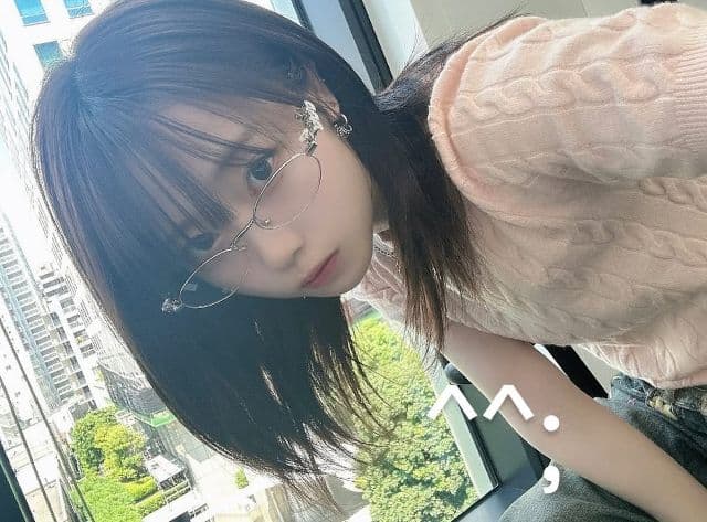 声優・来栖りん あまりにもメガネが似合いすぎ！最新ショットが可愛すぎる！