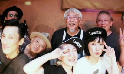 千秋、「#レッツヤン」で大盛り上がり！即興パフォーマンスにファン熱狂！！