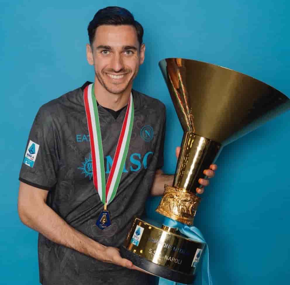 ナポリとメレトの契約延長交渉が最終段階に！