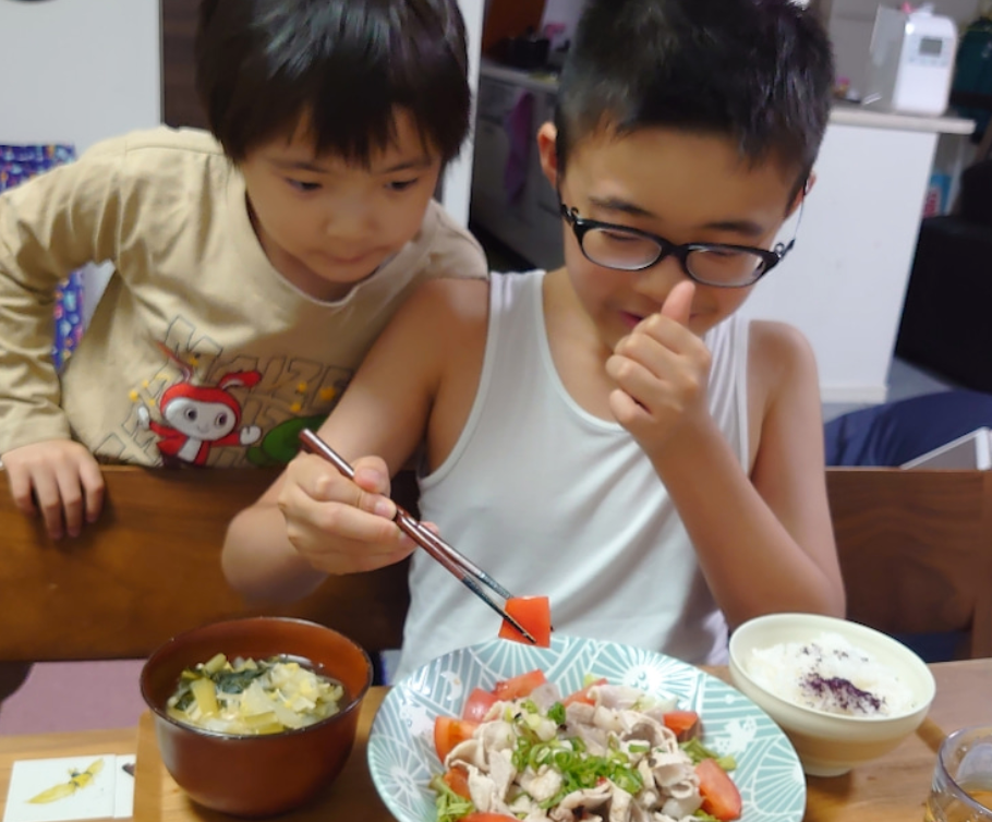 山田花子さんが暑さに負けない涼しげ献立を披露🍅⭐️「美味しそう💕」