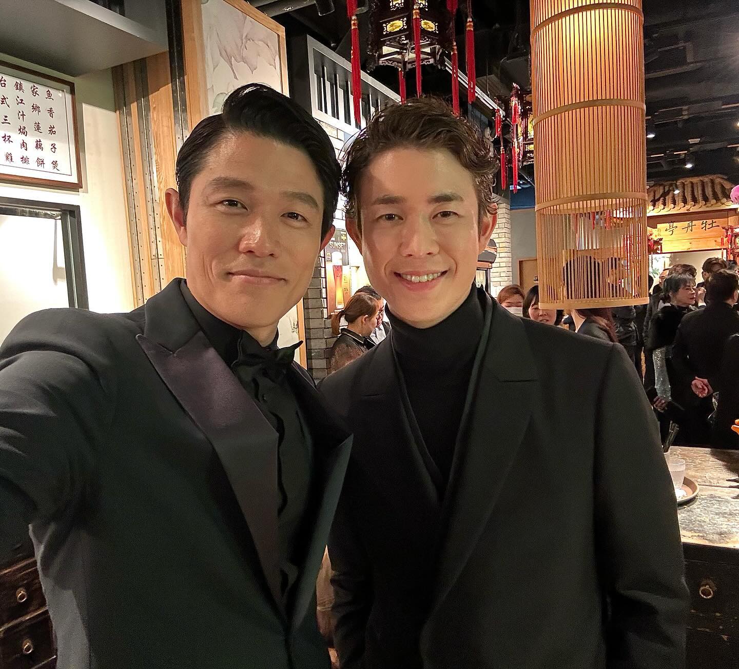 鈴木亮平「素敵な人たちと。」AsianFilmAwardsでの豪華ショット