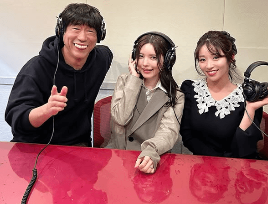 人気モデル、益若つばさ＆原口あきまさとの激レア3ショットを披露し反響続々！「豪華ゲスト凄いね！」