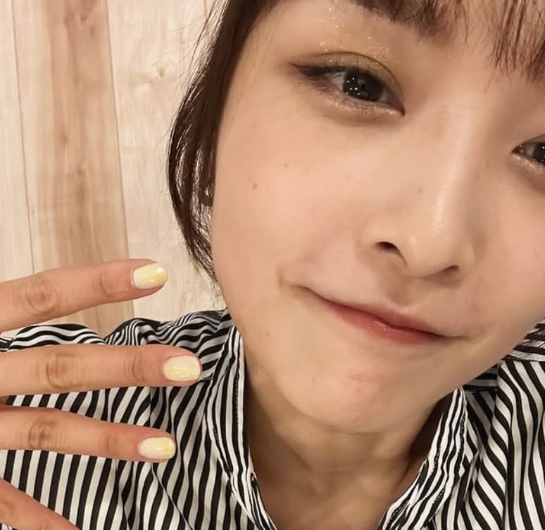 「久しぶりの自撮りでした」石川梨華の美しいアップ！メイク映えショット連発にファン歓喜