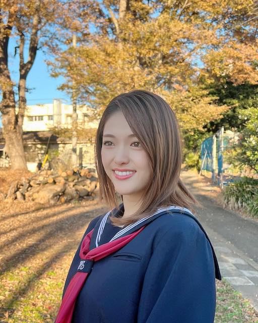 元乃木坂46・松村沙友理がセーラー服姿を披露✨ 可愛すぎると話題に💕