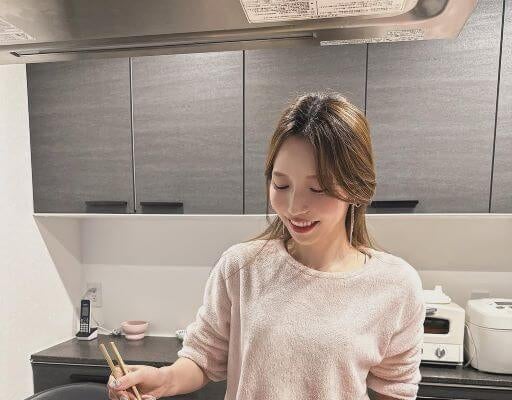 鈴木奈々、仲良し義姉の手料理に感激！愛され肉じゃがが最高すぎる