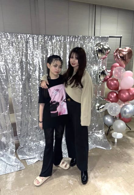 「本当にすごくてかっこいい」競輪美女・河内桜雪がいとこのダンス動画と2ショットを公開！