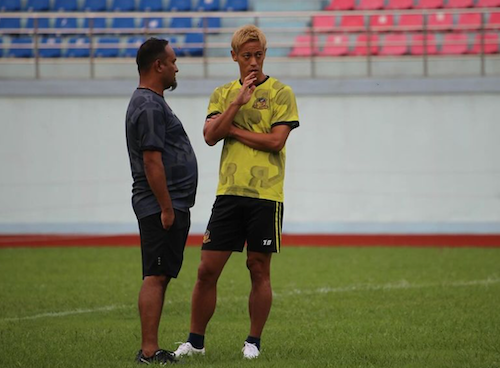 本田圭佑が新天地でトレーニング開始！