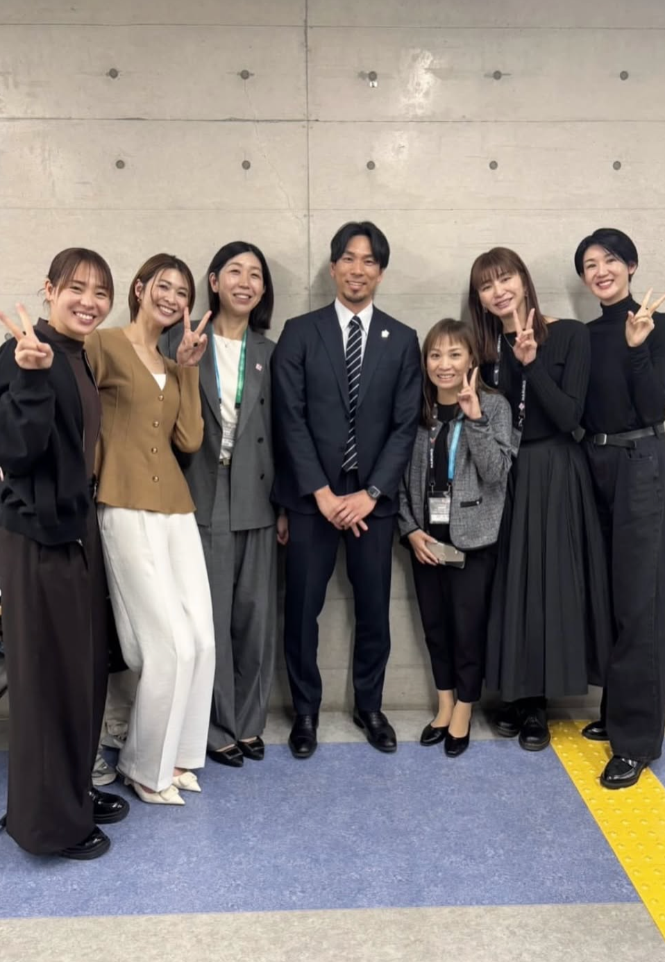 木村沙織、春高バレーの舞台裏を公開　元日本代表メンバーとの再会ショット