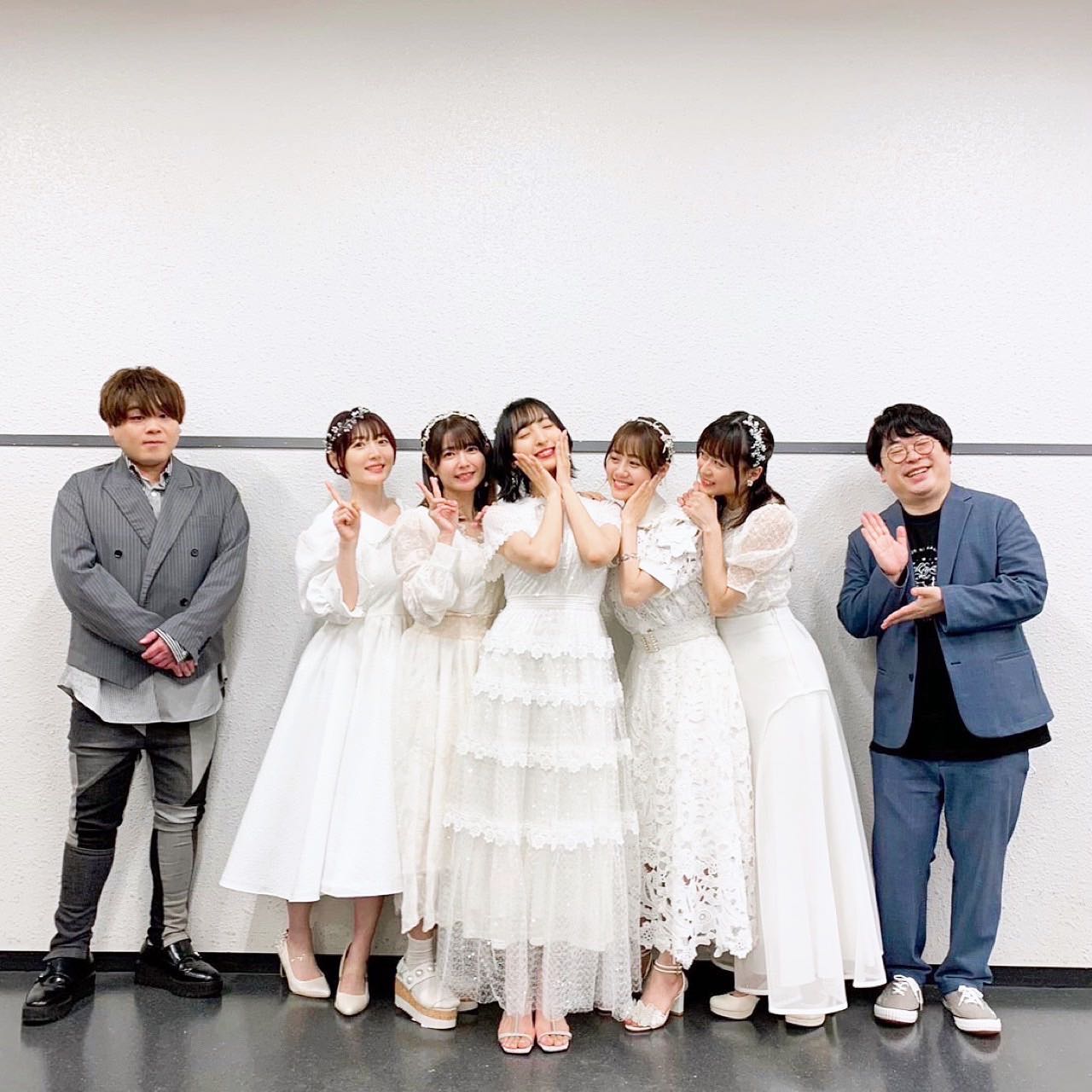 まるでアニメの世界から飛び出し来たかのよう😍大人気アニメ・五等分の花嫁キャストの五つ子ショット🌺