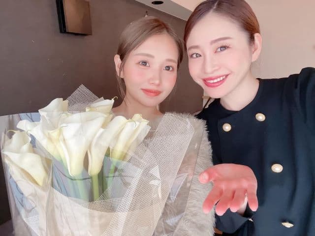 人気インフルエンサー・流那、大好きなシンガーソングライターと2ショット！ファンからは”ふたりとも美人”の声！