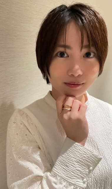 志田未来、主演ドラマの“撮り溜めオフショット”を大公開！ファンからは「極上に可愛いですね」の声