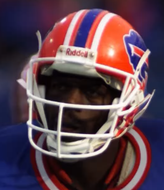 衝撃復活！ビルズが“赤ヘル”で新時代を宣言「スーパーボウルは確定」説にファン熱狂！