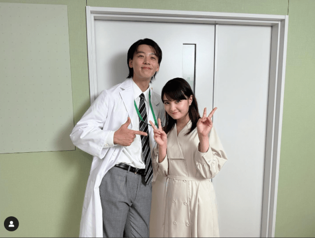 葵わかな「あの長身イケメン俳優」との2Sが話題！