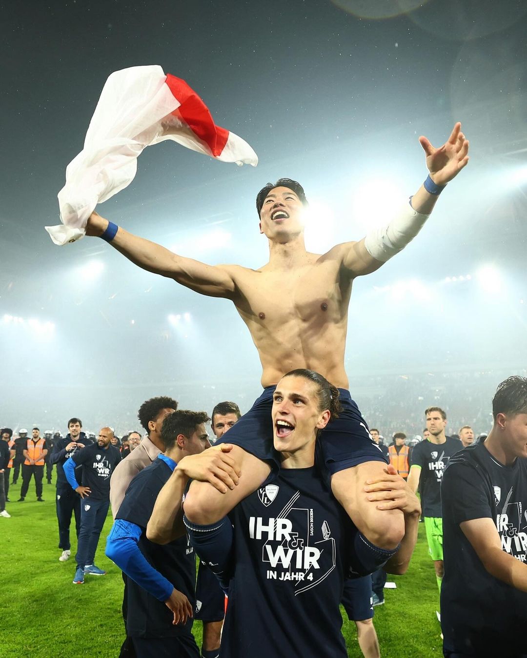 浅野拓磨所属・ボーフムが奇跡の一部残留！0-3からの逆転劇にファン歓喜