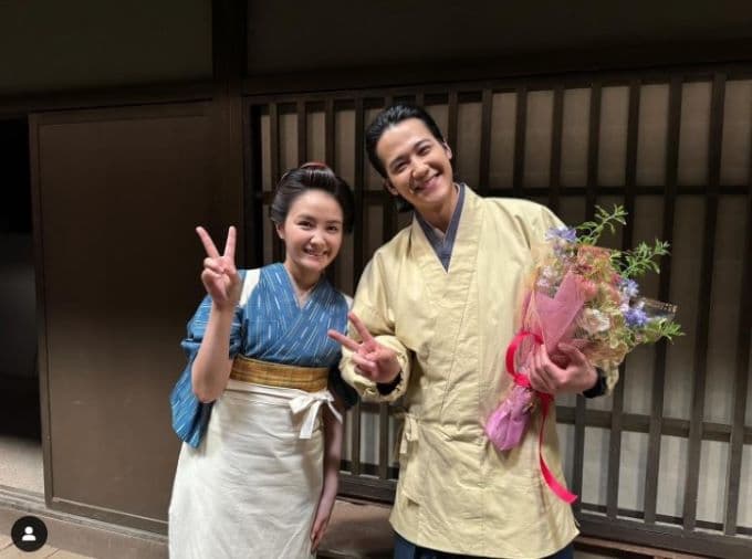 葵わかなが葉山奨之との2ショットを披露「また共演したいなー」