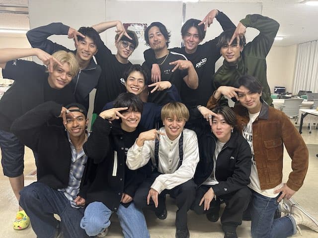 Aぇ! groupのデビュー日に先輩グループがお祝い「同じ関西ジュニア出身として嬉しい」