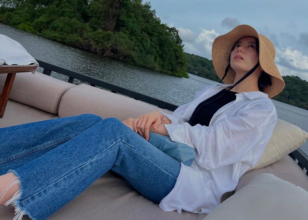 森カンナのスリランカでのボートショットが美しすぎると話題「おめでとう！」「めちゃくちゃ美人」