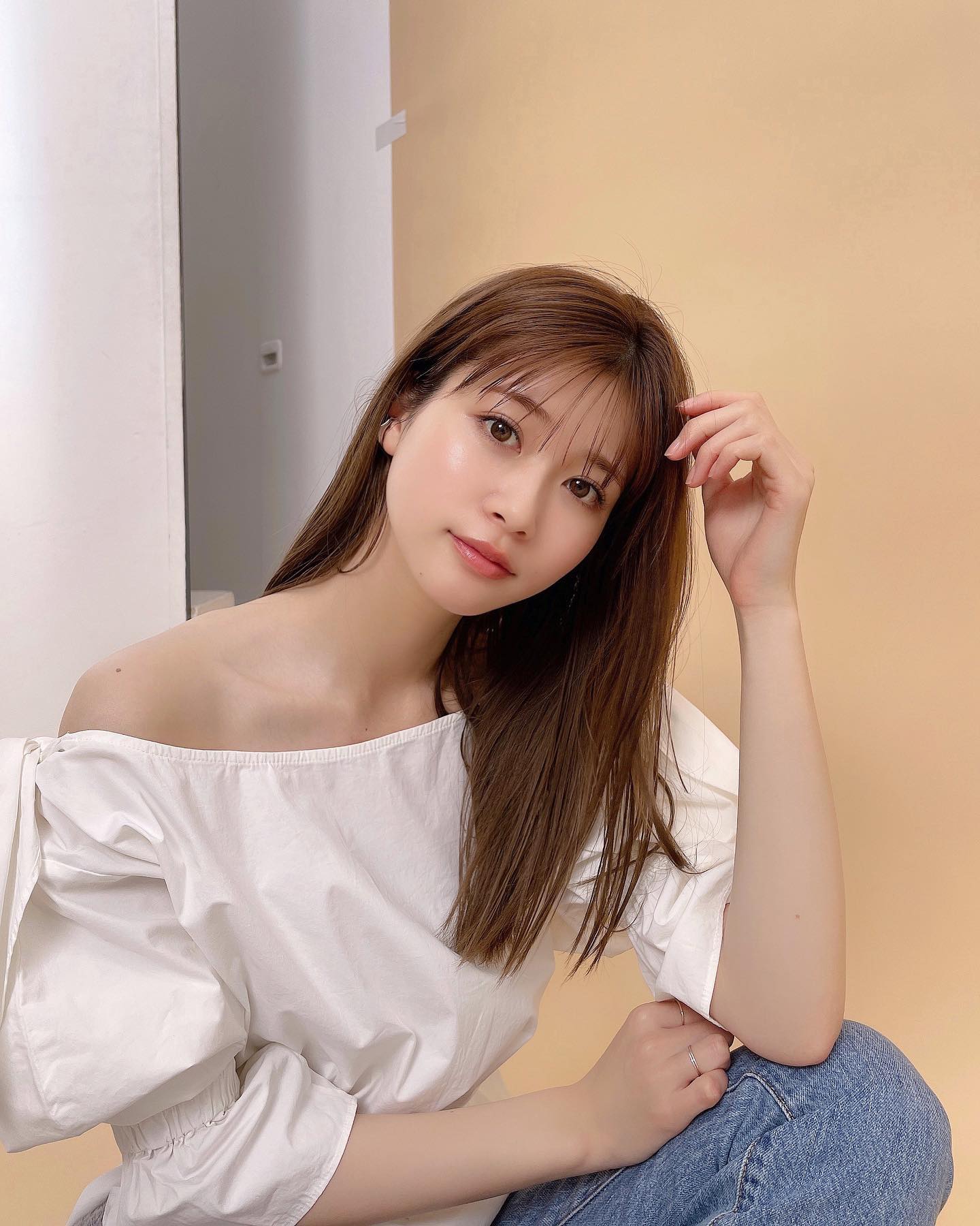 「どの色も可愛い🥺」”めるる”こと生見愛瑠さんが三色のカラーコンタクトを披露✨🌈